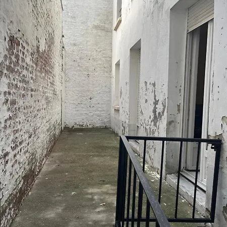 Apartment Location Time *